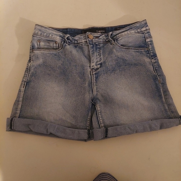 Thorn‎ Jean Shorts Women's Universal  Size 10 - Picture 1 of 10
